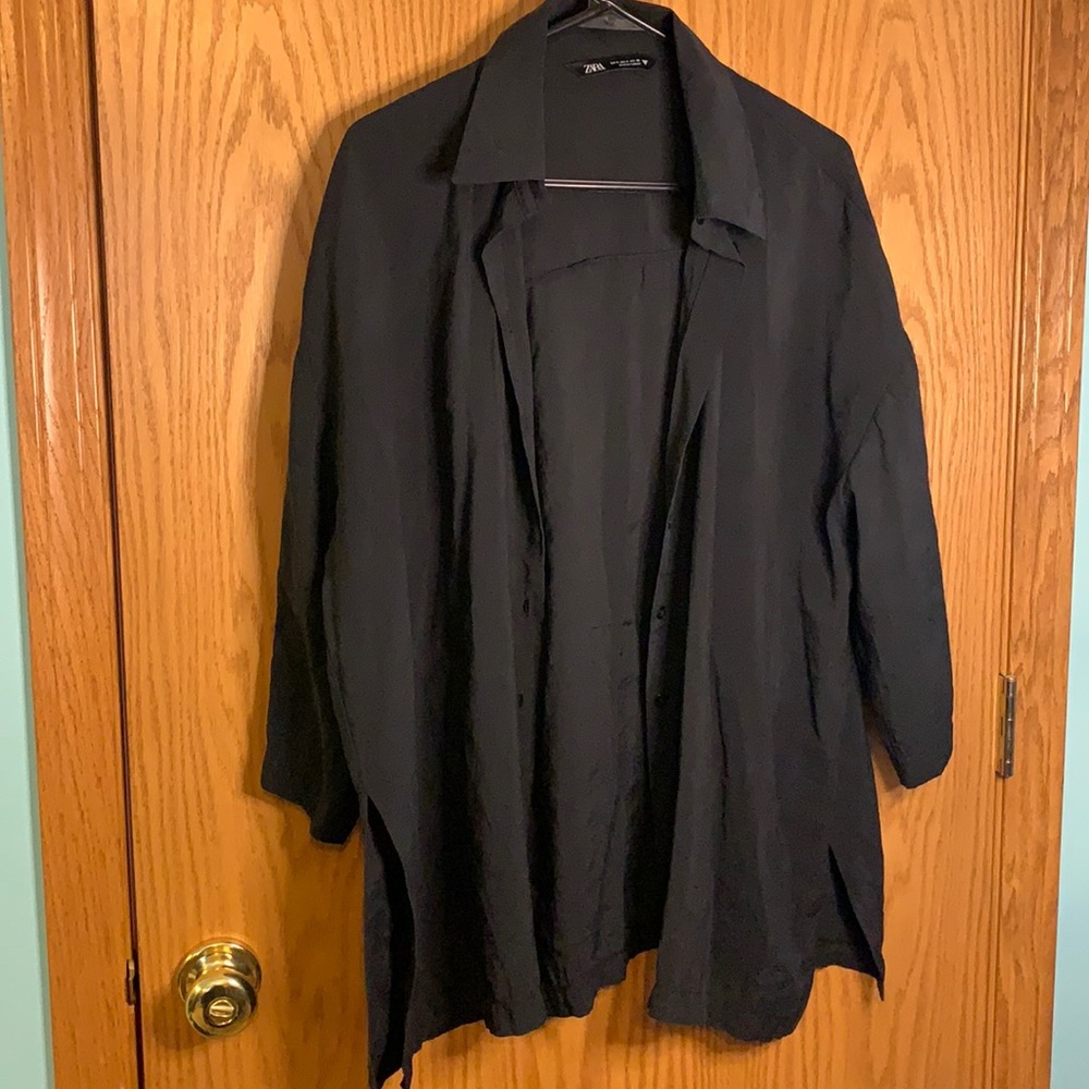 Zara Black flowy button up oversized